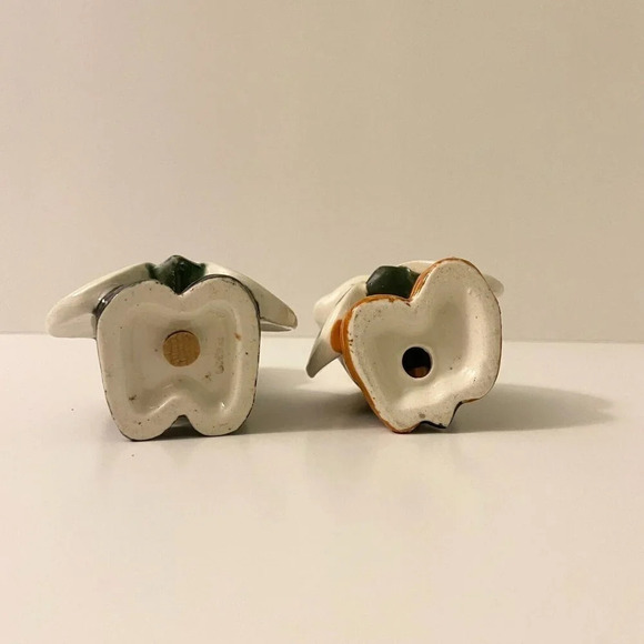 Vintage Ceramic Love Bug Ladybug Salt and Pepper Shakers 4 Inch Anthropomorphic - Picture 9 of 15